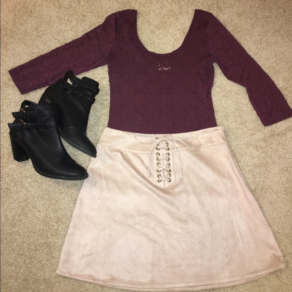Pins And Needles Lace Purple Fitted Blouse Sz.M